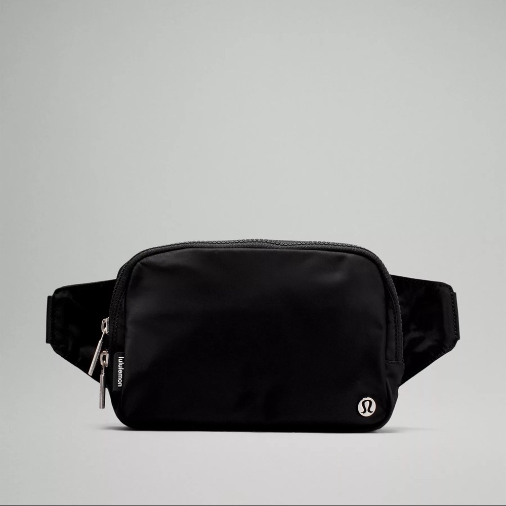Lululemon Everywhere Belt Bag Large Black